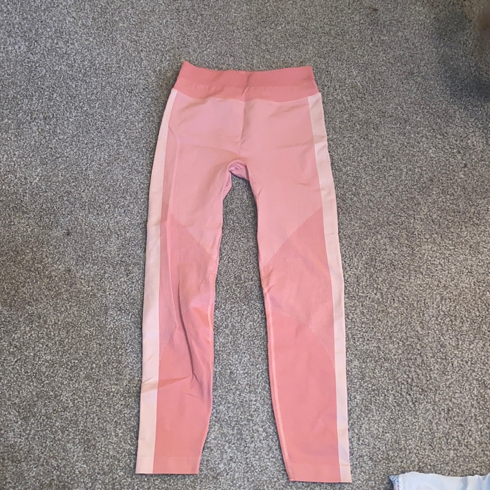 Lululemon Ebb to Train Tight